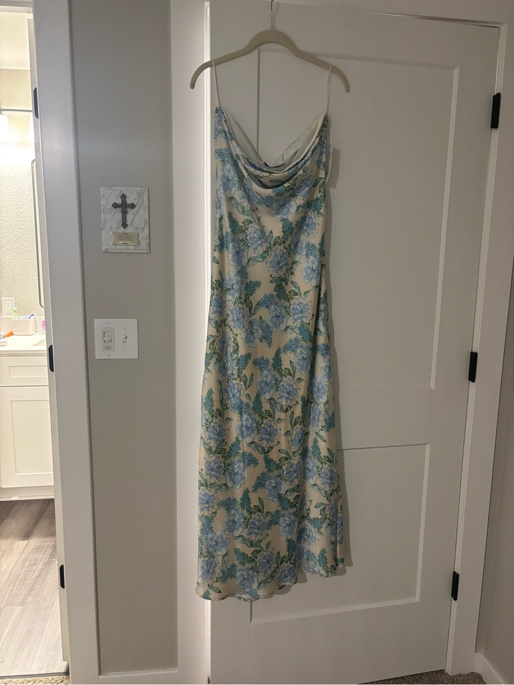 NWT Floral strapless slip Dress in Blue and Cream